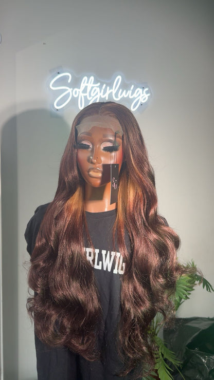 24” Burgundy Body Wave 5x5 Glueless Wig with Blonde Highlights – Beginner Friendly Wig Canada